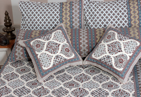 20s Cotton Bed Cover In Geometric Print