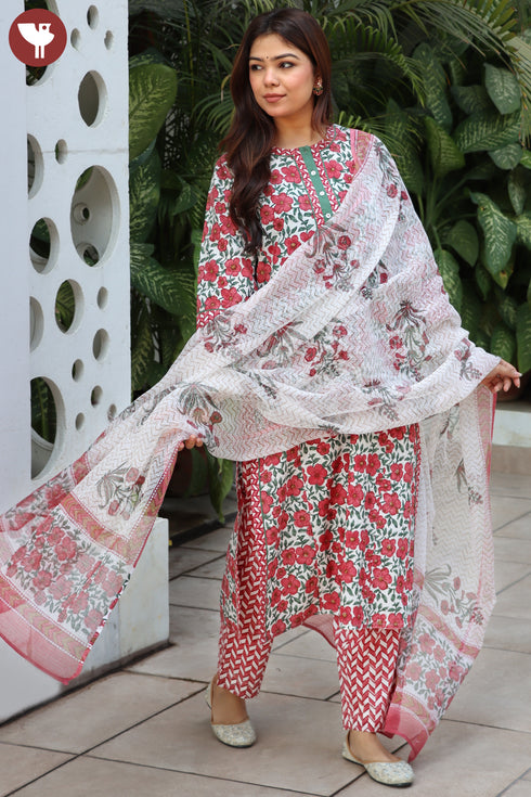 Cambric Cotton Kurta Pant With Dupatta In Floral Block Print