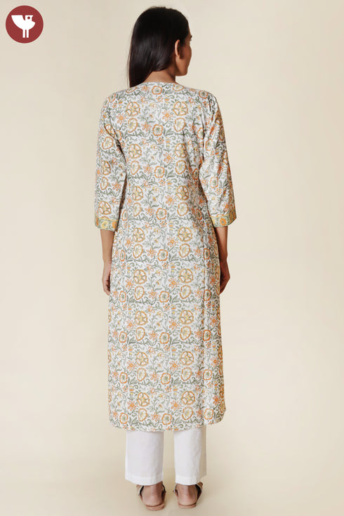 Bizzy Lizzy Kurta With Chiffon Dupatta in Floral Block Print