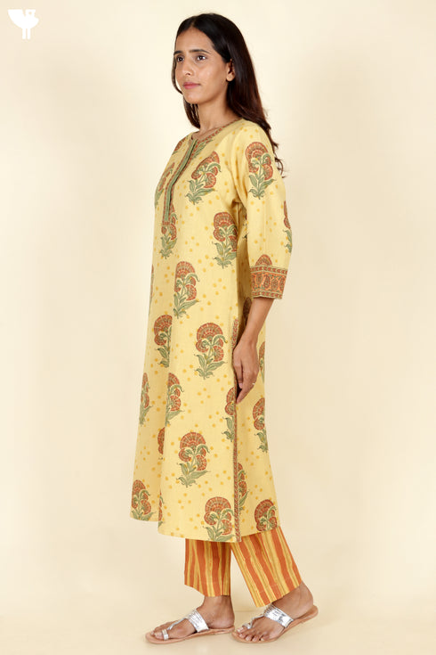Khaadi Cotton Kurta Pant And Dupatta Set In Block Print