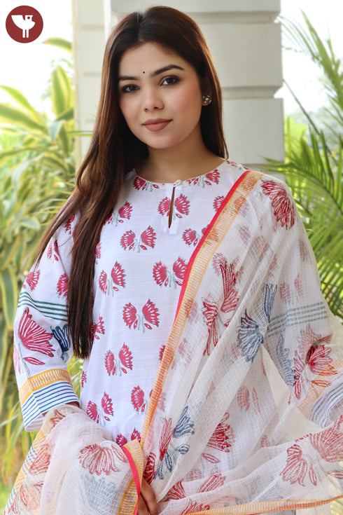 Slub Cotton Kurta Pant With Dupatta In Floral Block Print