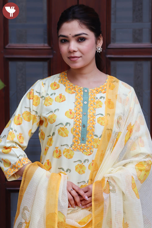 Bizzy Lizzy Kurta Pant Set With Dupatta In Block Print