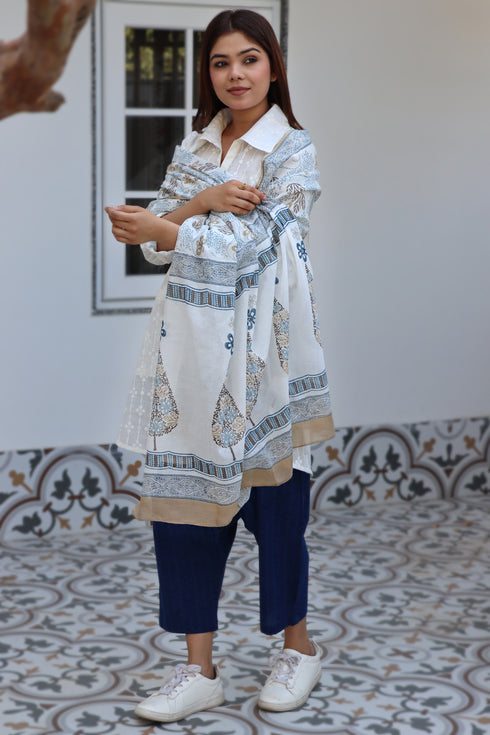 Mul Mul Cotton Off-White Block Printed Momo Wrap