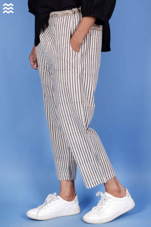 Khaadi Cotton Ivory-Black Joe Pant