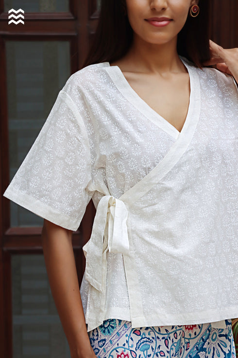 Cotton Slub Off-White Short Wrap Top