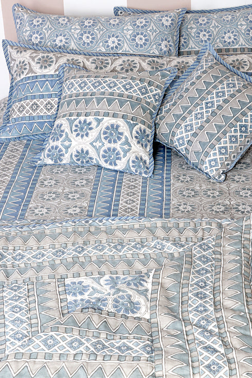 20s Cotton KING SIZE Bed Cover in Floral Block Print