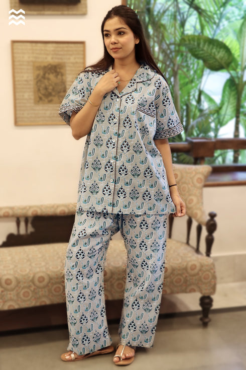 Cambric Cotton Short-Sleeve Pajama Set in Peacock Print
