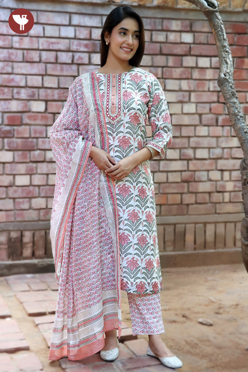 Chanderi Silk Kurta Pant with Dupatta in Embroidered & Floral Block Print