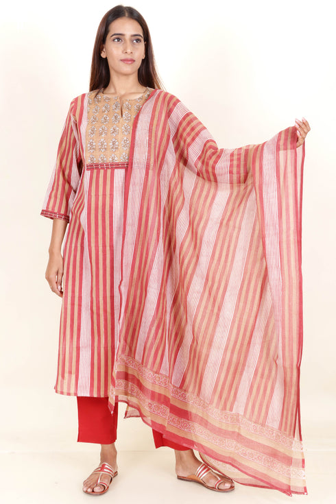 Kota Doria Dupatta In Block Print