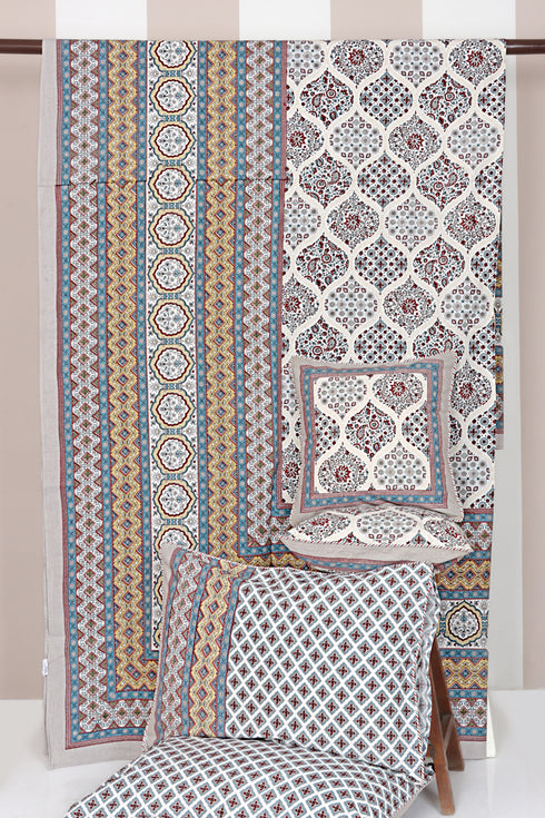 20s Cotton Bed Cover In Geometric Print