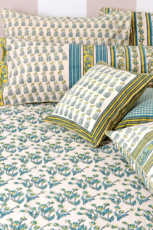 20’s Cotton KING SIZE Bed Cover In Floral Block Print