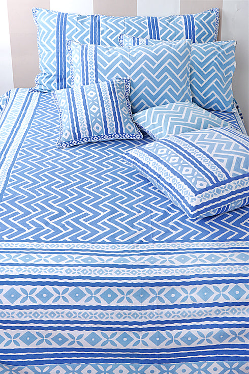 20s Cotton Bed Cover in Zigzag Geometric Block Print