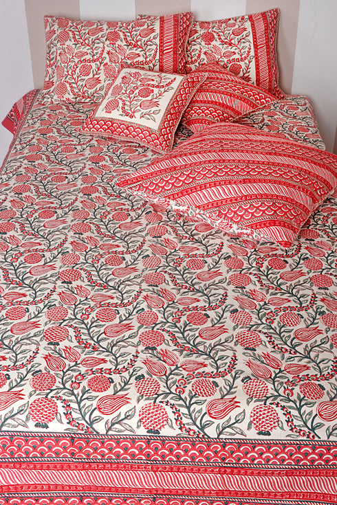 20s Cotton Bed Cover in Floral Block Print