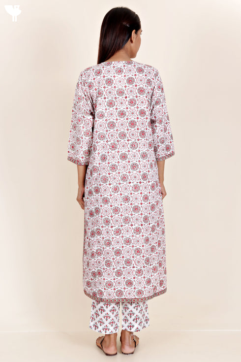 Bizzy Lizzy Kurta Pant Set With Chiffon Dupatta In Block Print