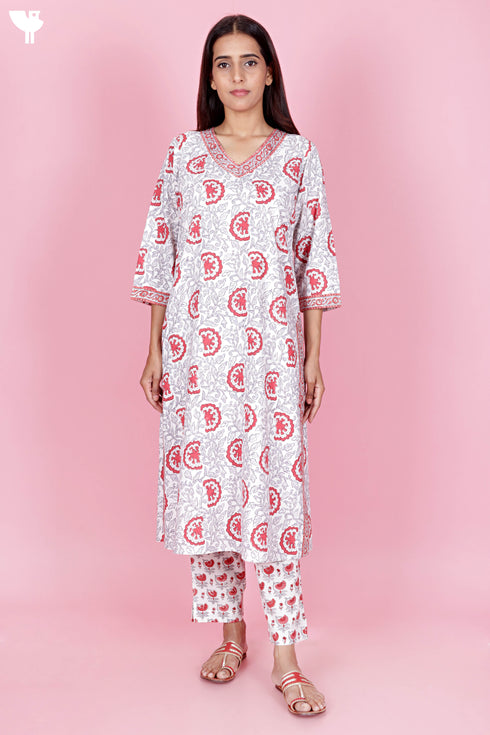 Bizzy Lizzy Kurta Pant Set With Kota Dupatta In Block Print