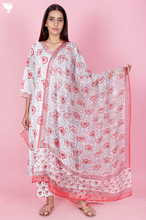 Bizzy Lizzy Kurta Pant Set With Kota Dupatta In Block Print