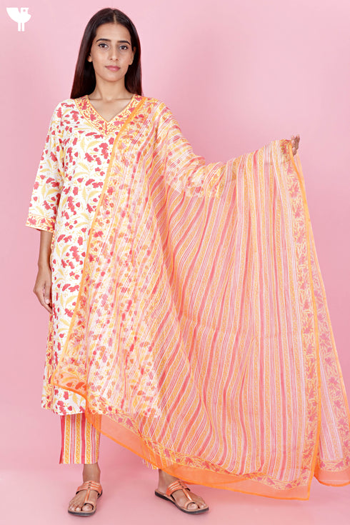 Bizzy Lizzy Kurta Pant Set With Kota Dupatta In Block Print