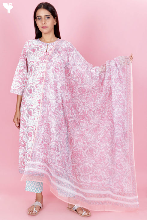 Bizzy Lizzy Kurta Pant Set With Kota Dupatta In Block Print