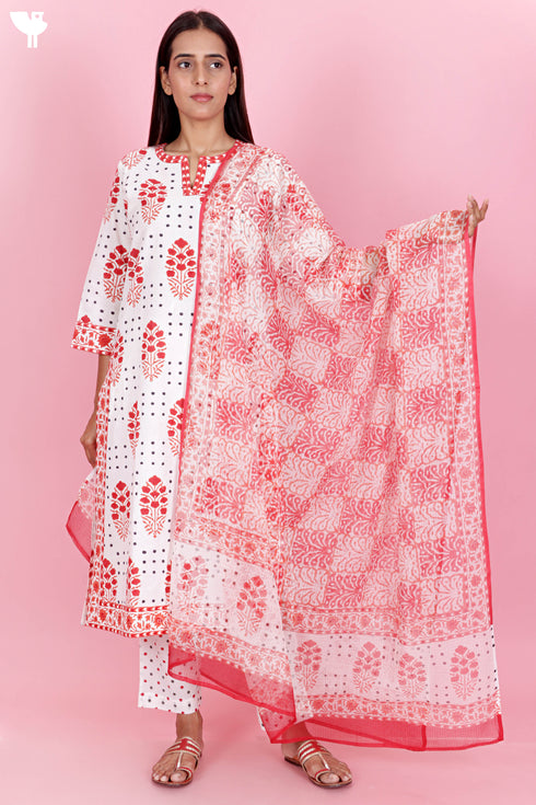 Cotton Kurta Pant Set With Kota Dupatta In Block Print