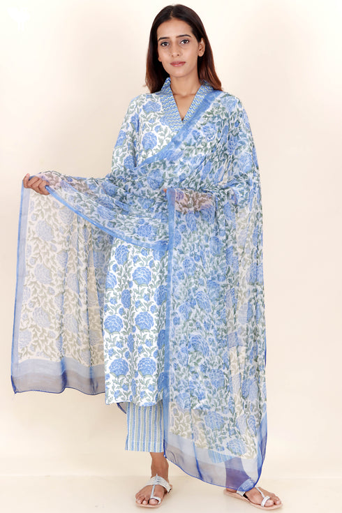 Bizzy Lizzy Cotton Kurta Pant Set With Chiffon Dupatta In Block Print