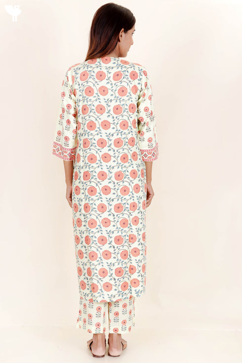 Bizzy Lizzy Cotton Kurta Pant Set With Chiffon Dupatta In Block Print