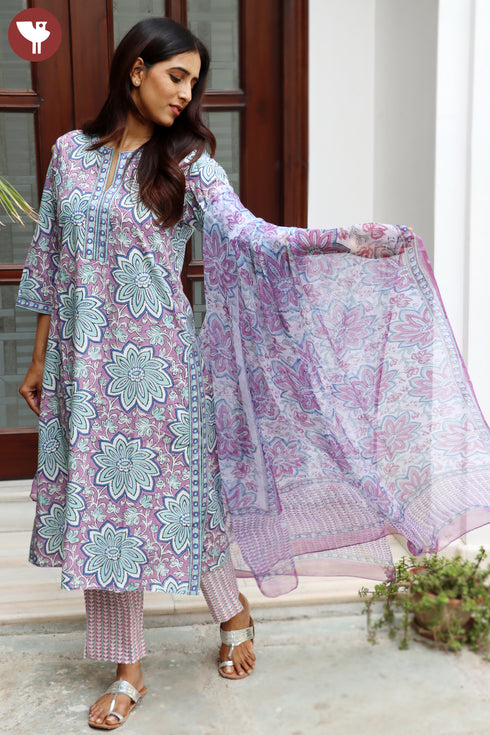 Bizzy Lizzy Cotton Kurta Pant Set With Chiffon Dupatta In Block Print