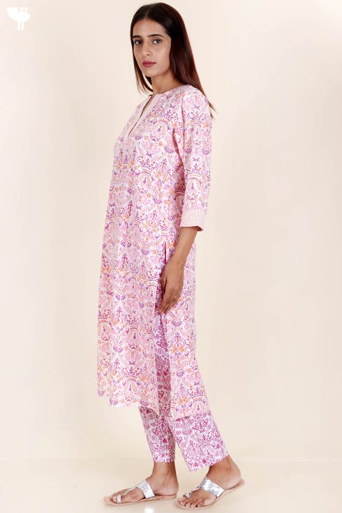 Cotton Kurta And Pant Set In Floral Print