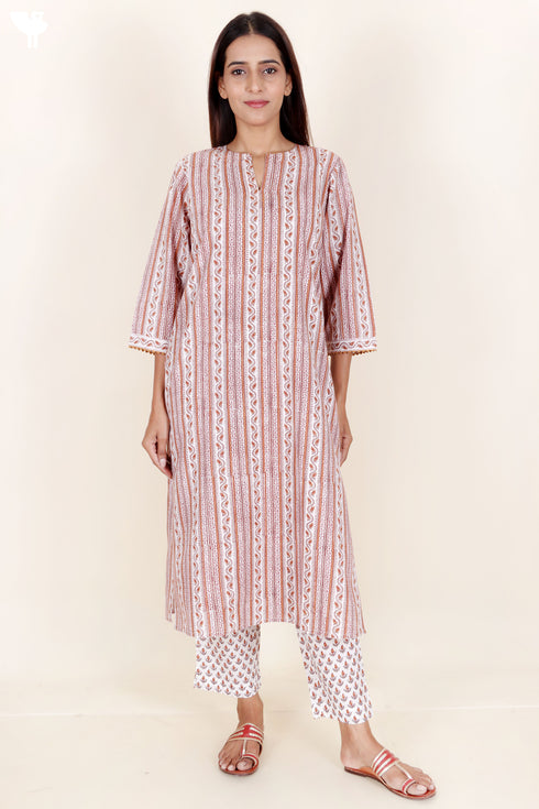 Bizzy Lizzy Kurta And Pant Set With Kota Dupatta In Block Print