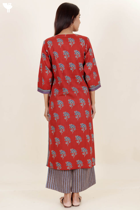 Cotton Kurta And Pant Set In Floral Print