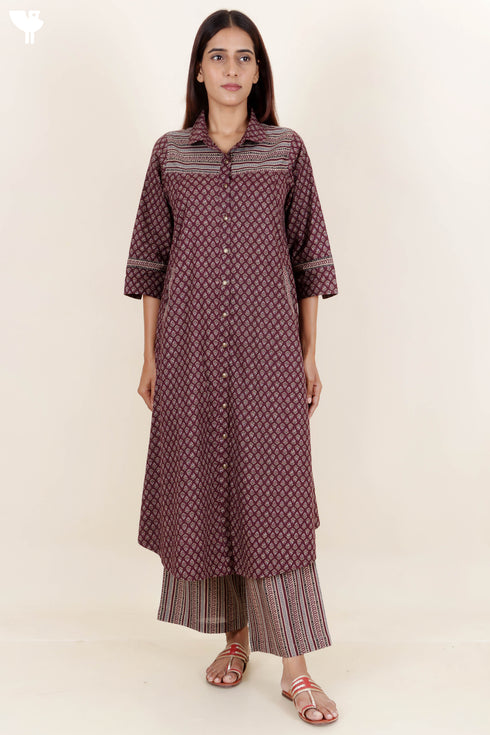 Cambric Cotton Kurta And Pant Set In Graphic Print
