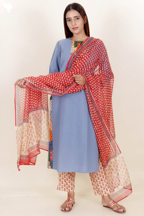 Khaadi Kurta Pant And Dupatta Set With Block Print