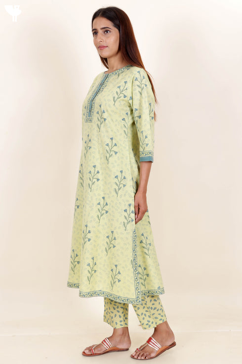 Khaadi Cotton Kurta And Pant Set With Kota Dupatta Block Print