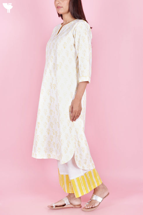 Blended Cotton Kurta And Pant Set In Block Print