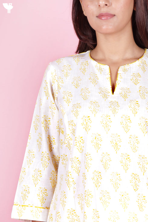 Blended Cotton Kurta And Pant Set In Block Print