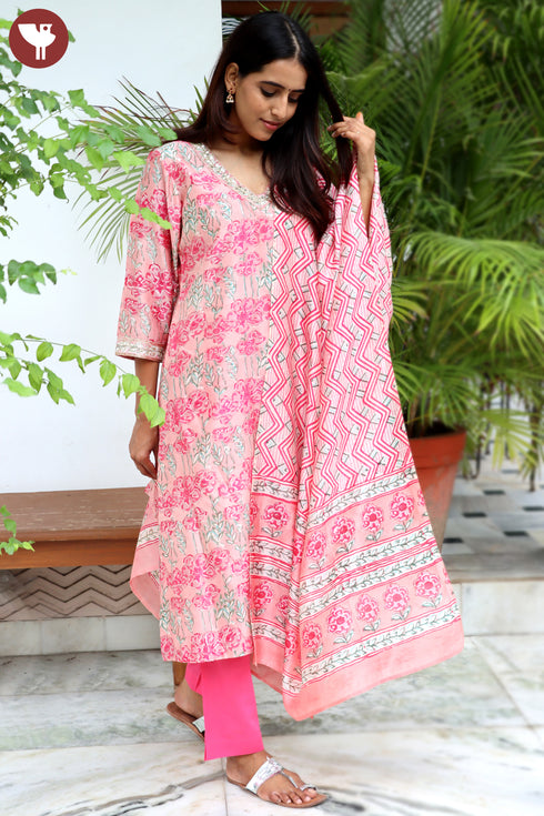 Chanderi Silk Kurta Pant and Dupatta Set In Block Print