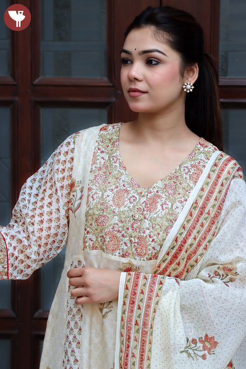 Chanderi Silk Kurta Pant Set With Dupatta Block Print