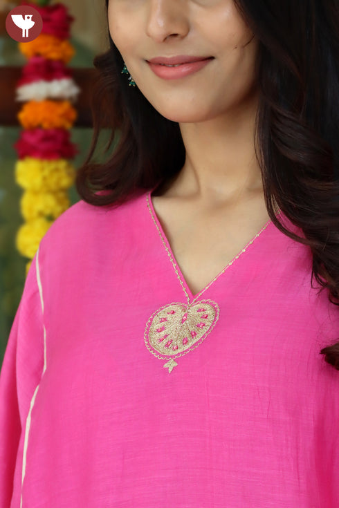 Chanderi Silk Kurta And Pant Set With Gold Block Print