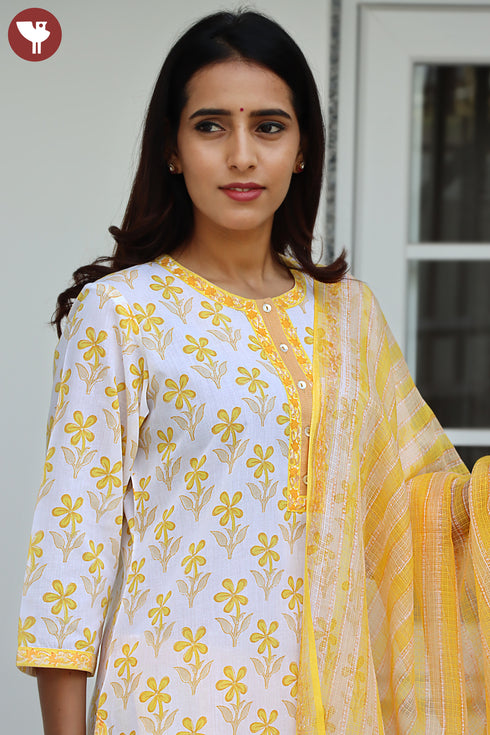 Terry Voile Kurta Pant With Dupatta In Floral Block Print
