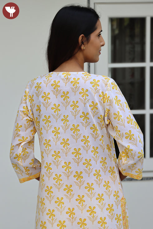 Terry Voile Kurta Pant With Dupatta In Floral Block Print