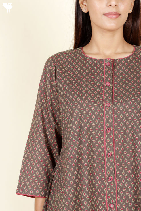 Cambric Cotton Kurta And Pant Set In Floral Print