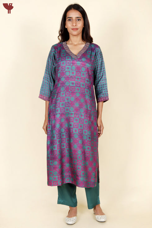 Tussar Silk Kurta Pant With Dupatta In Geometric Block Print
