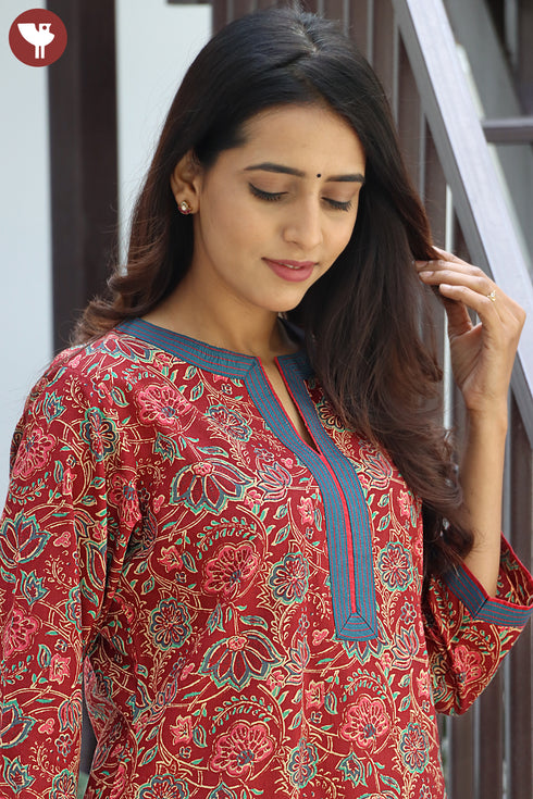 Cambric Cotton Rust Red Kurta And Pant Set In Floral Block Print