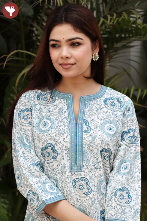 Cambric Cotton Kurta And Pant Set In Floral Block Print