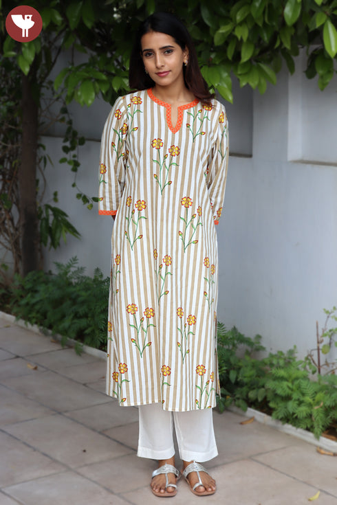 Cambric Cotton Kurta And Pant Set In Striped Block Print