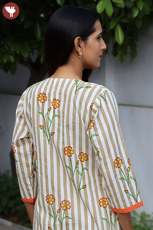 Cambric Cotton Kurta And Pant Set In Striped Block Print