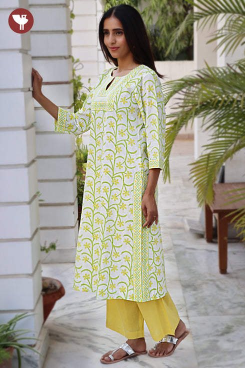 Cotton Strip Kurta And Pant Set in Floral Block Print