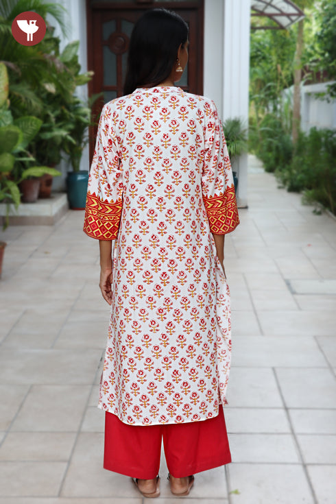 Bizzy Lizzy Kurta Pant with Dupatta in Floral & Geometric Block Print