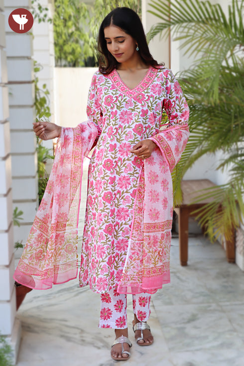 Terry Voile Kurta Pant With Dupatta In Floral Block Print