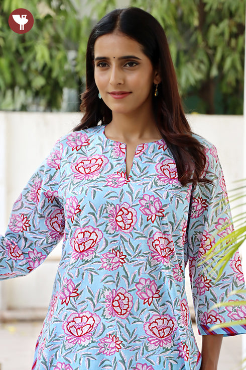 Cambric Cotton Kurta And Pant Set In Floral Block Print