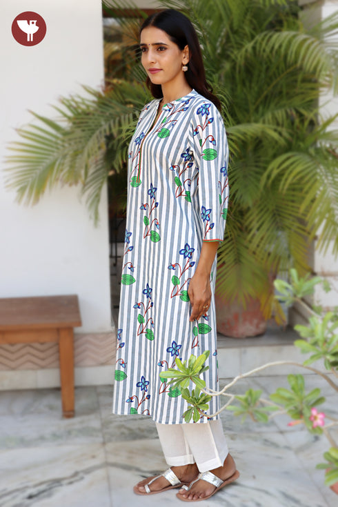 Cambric Cotton Kurta And Pant Set in Striped Block Print